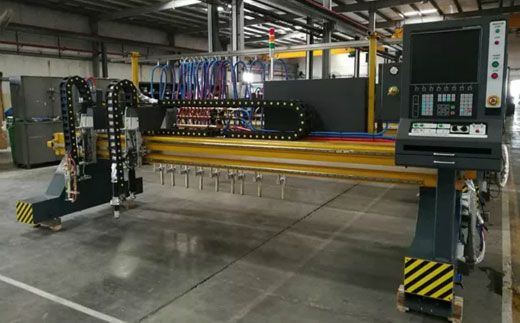 平博细腻等离子数控切割机