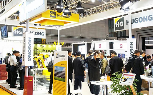 第二届进博会平博意大利CEA展位智能焊接与切割云平台受到极大关注